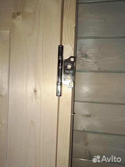 Дверь входная деревянная с коробкой