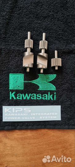 Сальники двигателя и втулка звезды kawasaki kdx