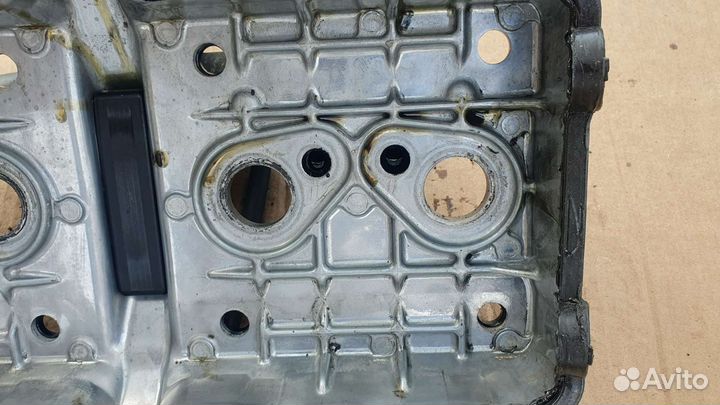 Клапанная крышка Kawasaki ZZR600