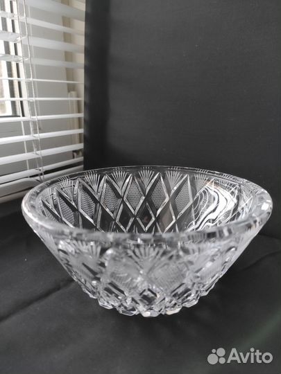 Конфетница -ретро-хрусталь с гравировкой