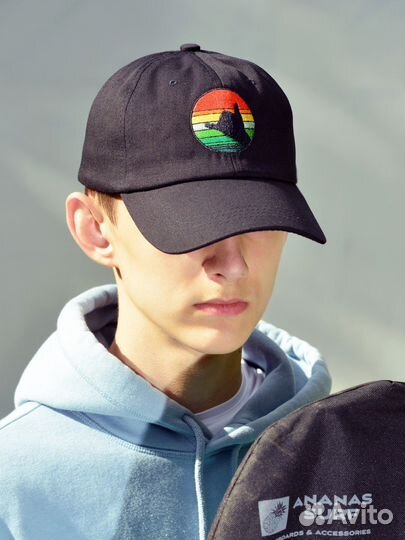 Бейсболка с принтом серфер