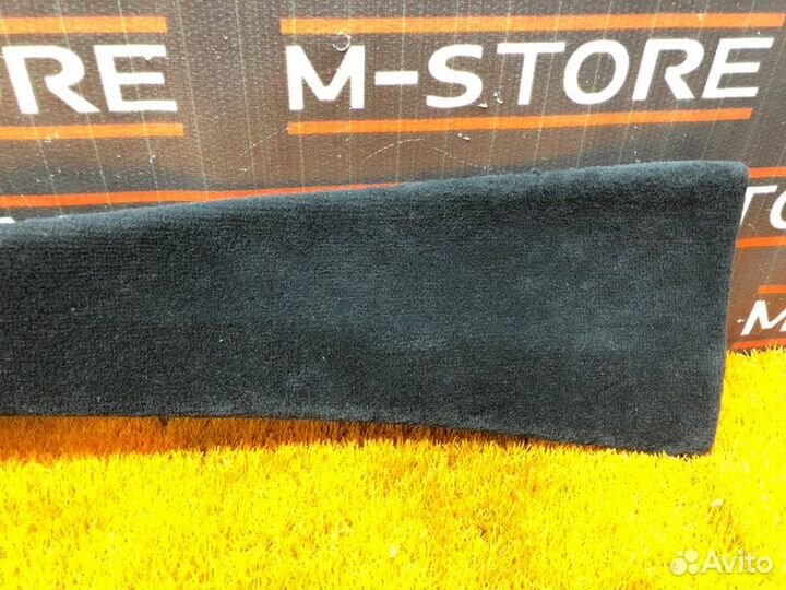 Накладка центральной консоли передняя правая Bmw
