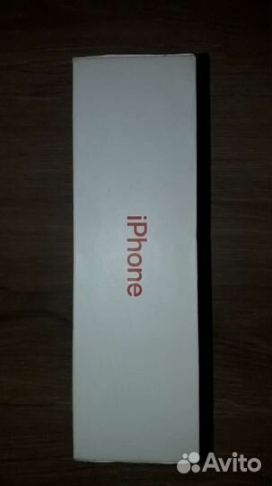 Коробка (iPhone 7 product red)