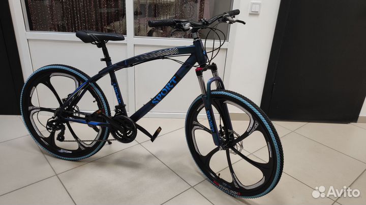 Велосипед на литых дисках bmw