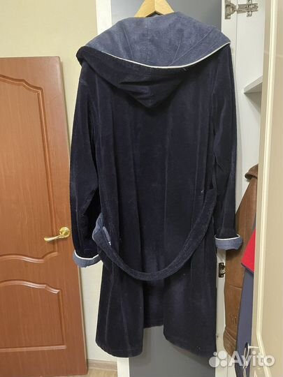 Мужской махровый халат с капюшоном