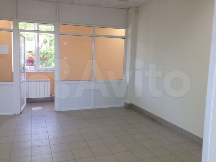 Сдам торговое помещение, 36 м²