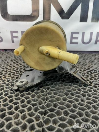 Бачок гидроусилителя руля Nissan Primera P11 -144