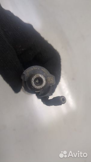 Форсунка топливная BMW 5 E60