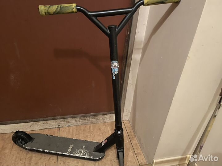 Трюковой самокат tech team duker 101