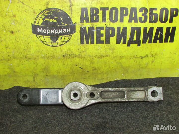 Опора двигателя задняя Volkswagen Jetta (NF) VI (2