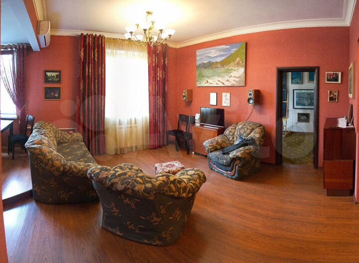 2-к. квартира, 55 м², 2/4 эт.