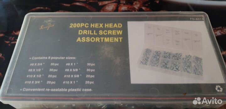 Набор саморезов по дереву