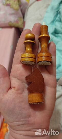 Шахматные фигуры лакированные