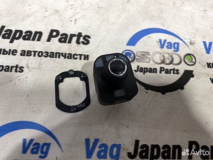 Блок управления зеркалами Audi A5 T8 cala 2008