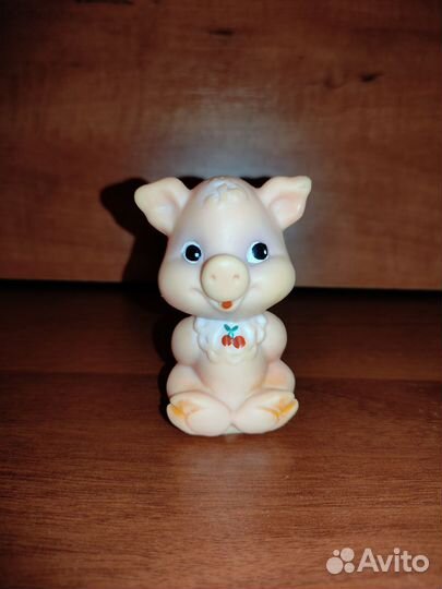 Чебурашка и другие резиновые игрушки СССР