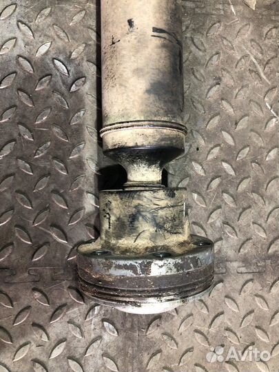 Вал карданный передний