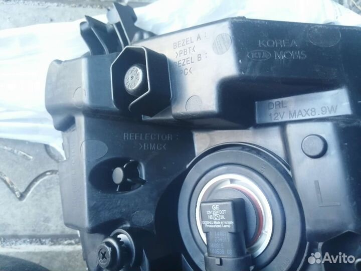 Левая Птф на KIA rio 4 92201-4Y500 (новая)