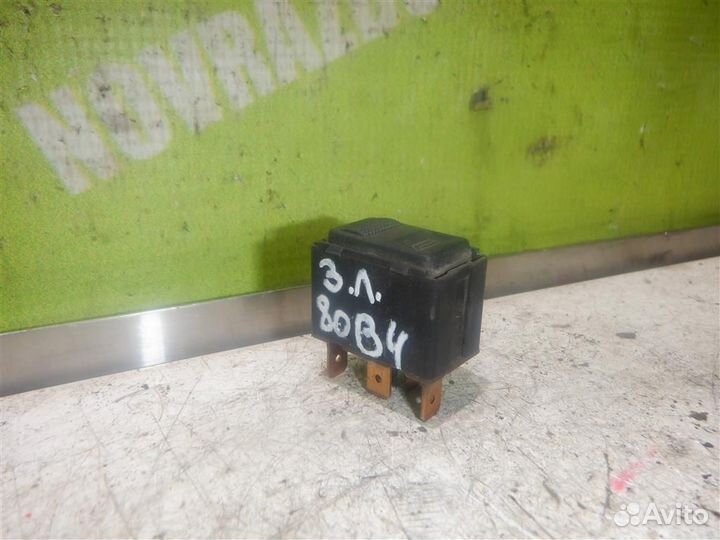 Кнопка стеклоподъемника Ауди 80 90 Б4