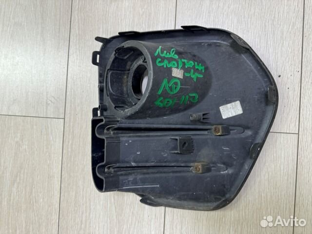 Рамка противотуманной фары левая Kia Sportage 4 20