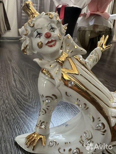 Статуэтка клоун