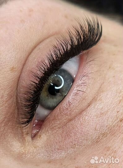 Наращивание ресниц/Оформление бровей