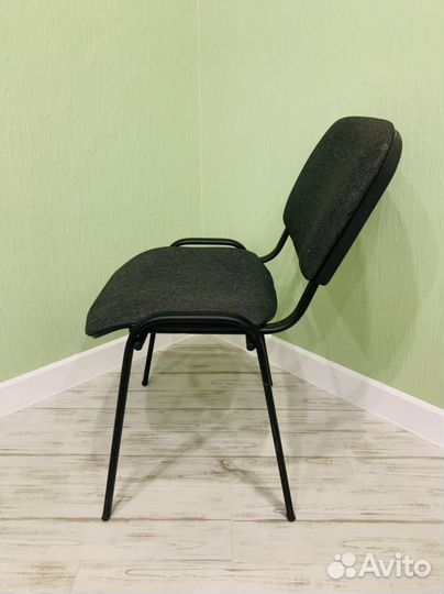 Стул офисный мягкий