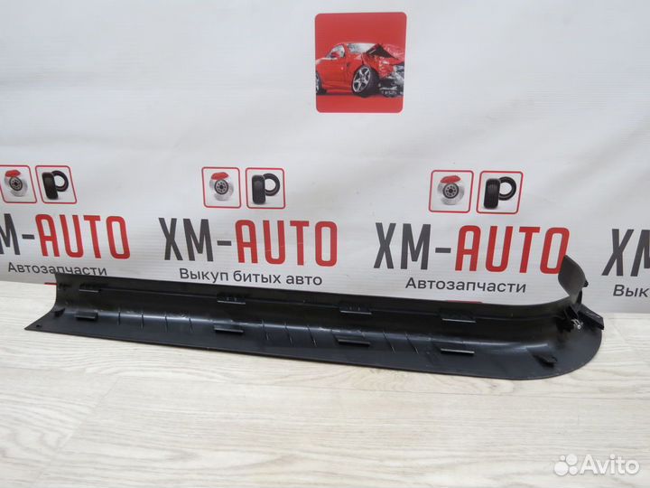 Накладка порога передняя правая Nissan Teana J32