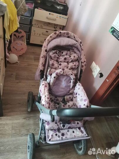 Прогулочная коляска