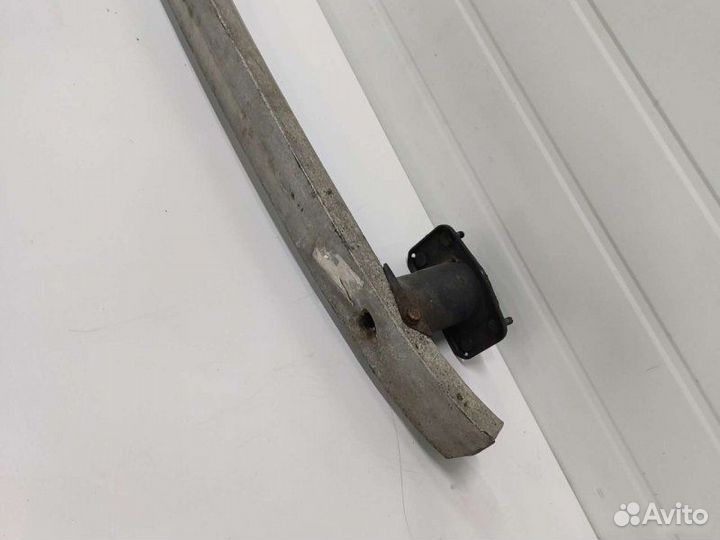 Усилитель бампера Mercedes E W211