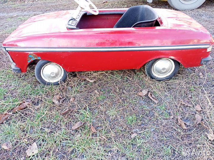 Детская педальная машина СССР