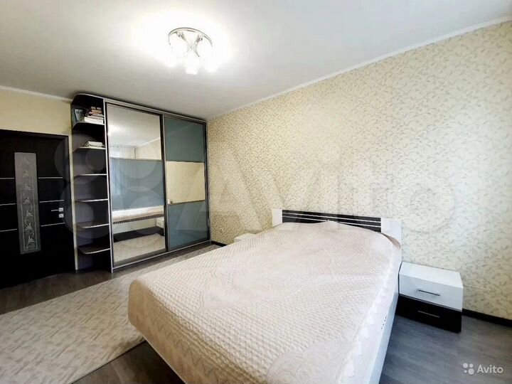 2-к. квартира, 60 м², 4/16 эт.