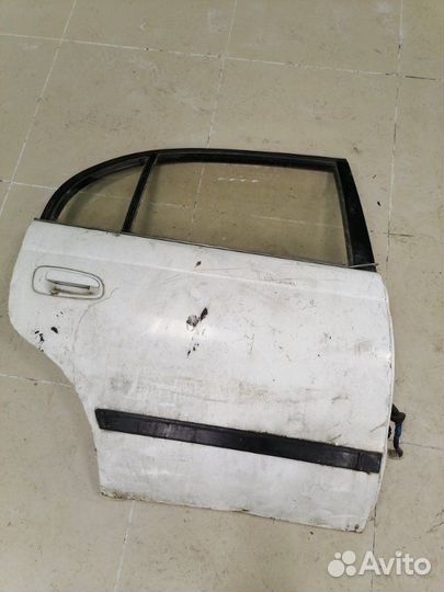 Дверь задняя правая Toyota Corona ST190