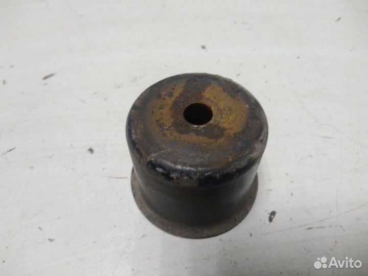 Упор отбойника Audi 80/90 B4 1992-1995 седан 2.0