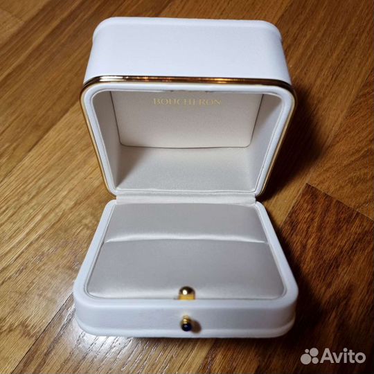 Коробка для кольца Boucheron