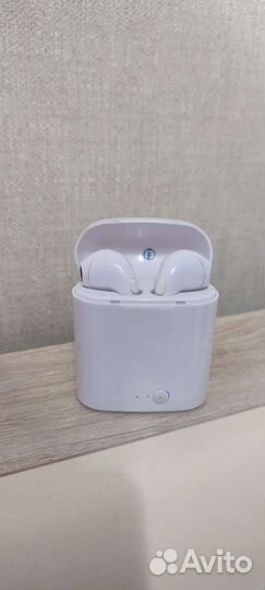 Беспроводные bluetooth наушники i7S TWS
