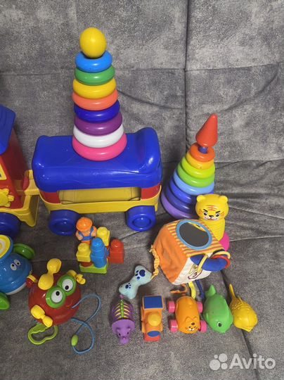 Развивающие игрушки пакетом