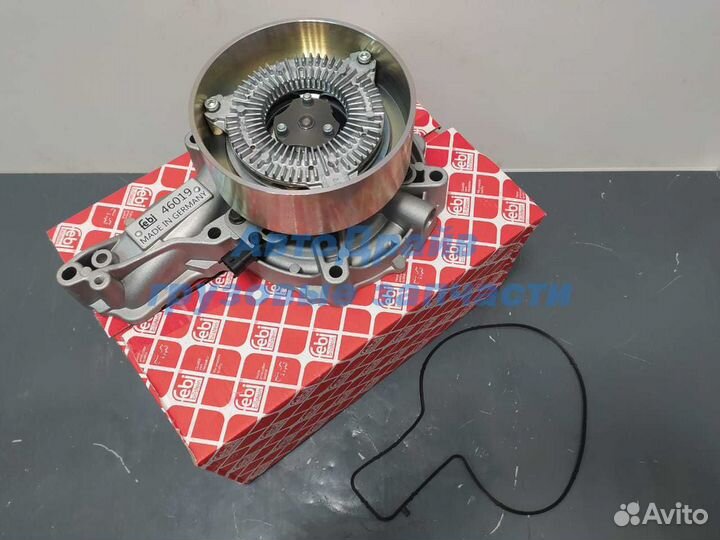 Насос водяной помпа Рено Т серии