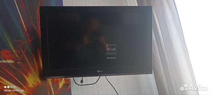 Телевизор рабочий,32 диагональ без подставки