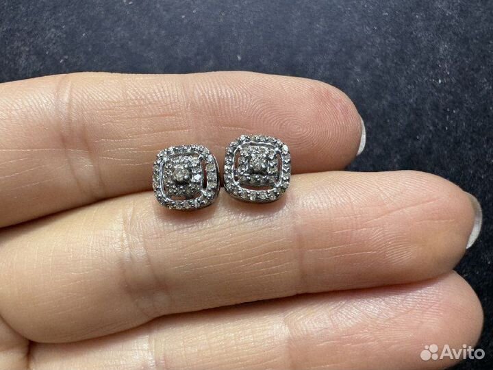 Пусеты с бриллиантами