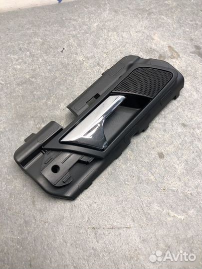 Ручка задняя правая Mercedes M W164