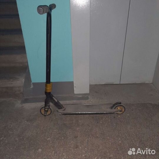 Трюковой самокат