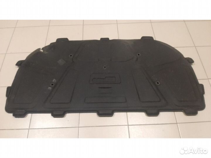 Шумоизоляция капота audi A4 B8