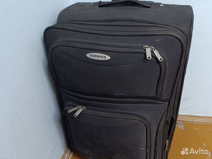 Сумка на колесиках