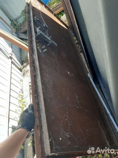 Дверь металлическая