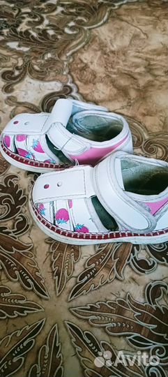 Продам сандали