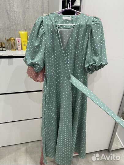 Платье на запах 42 размер