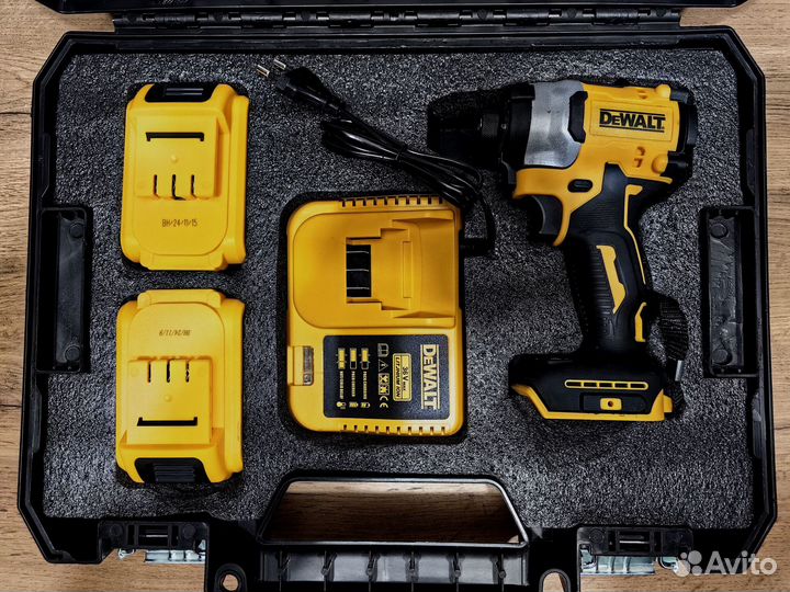 Винтоверт DeWalt 18v