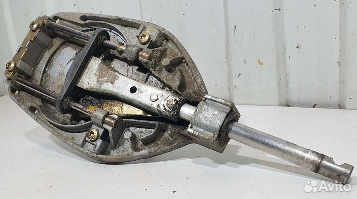 Механизм переднего дворника Mercedes Benz W202