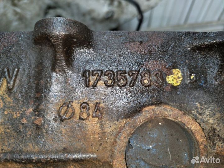 Блок цилиндров M50B25 безванос Bmw E34 седан 2.5