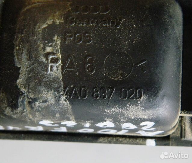 Ручка двери передней правой внутр. Audi 100 C4